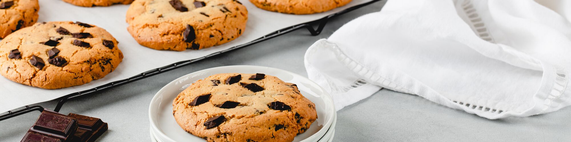 Web_Slider_Image-Gluten-FreeChocolateChipCookies