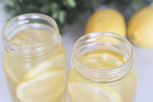 Old-Fashioned Lemonade