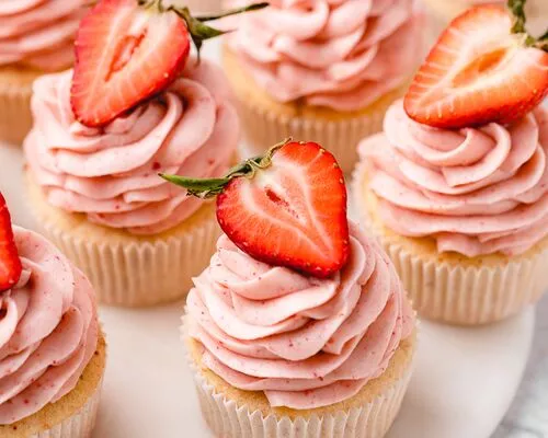 Vegan Strawberry Cupcakes with Cream Cheese Buttercream
